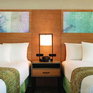 Queen Room Two Queen Beds Non Smoking or No View